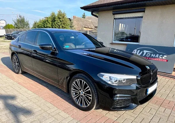 samochody osobowe BMW Seria 5 cena 125000 przebieg: 45000, rok produkcji 2019 z Ostrów Wielkopolski